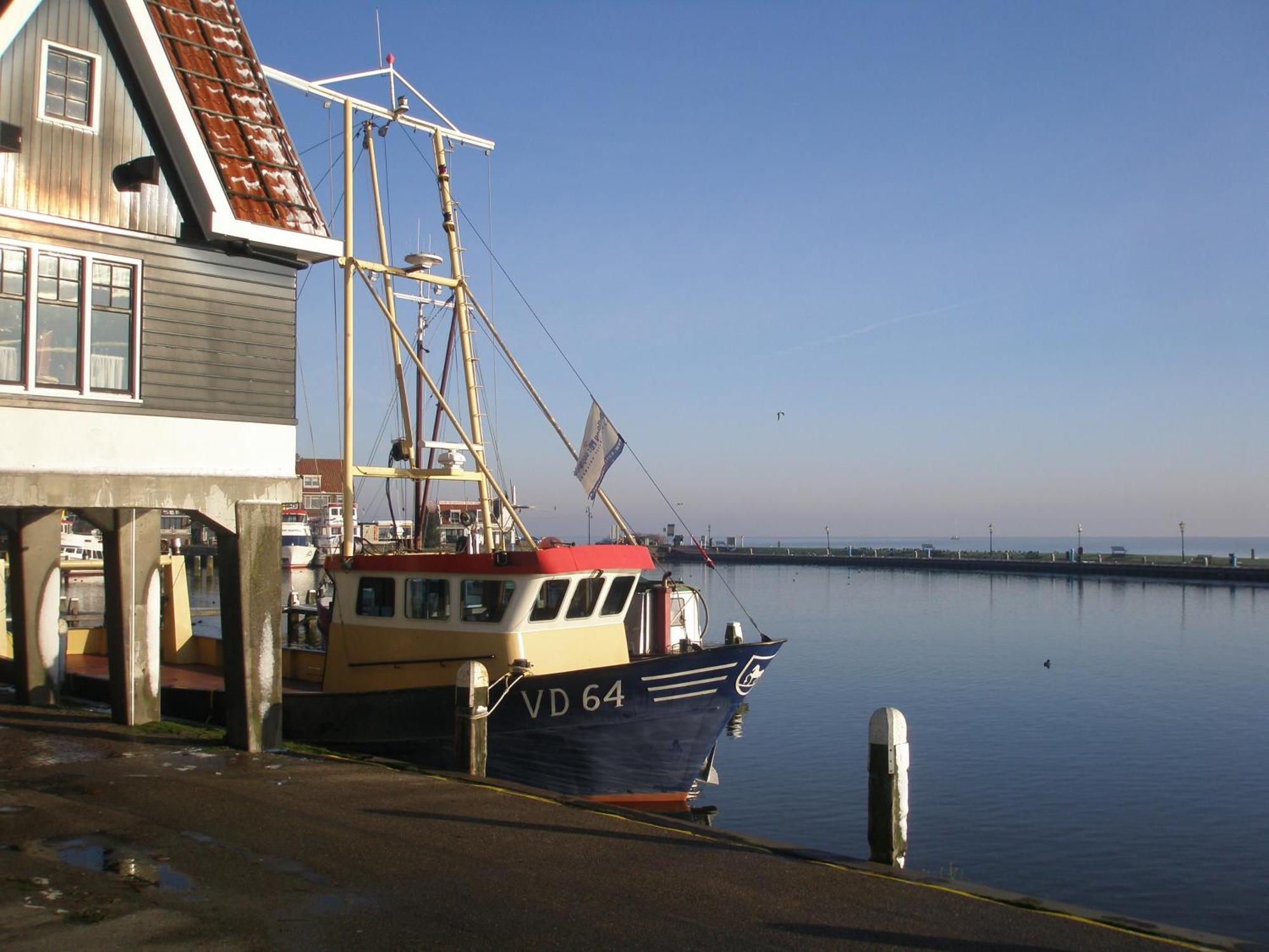 Hotel Cafe Restaurant Van Den Hogen Volendam Exterior photo