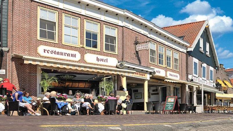 Hotel Cafe Restaurant Van Den Hogen Volendam Exterior photo