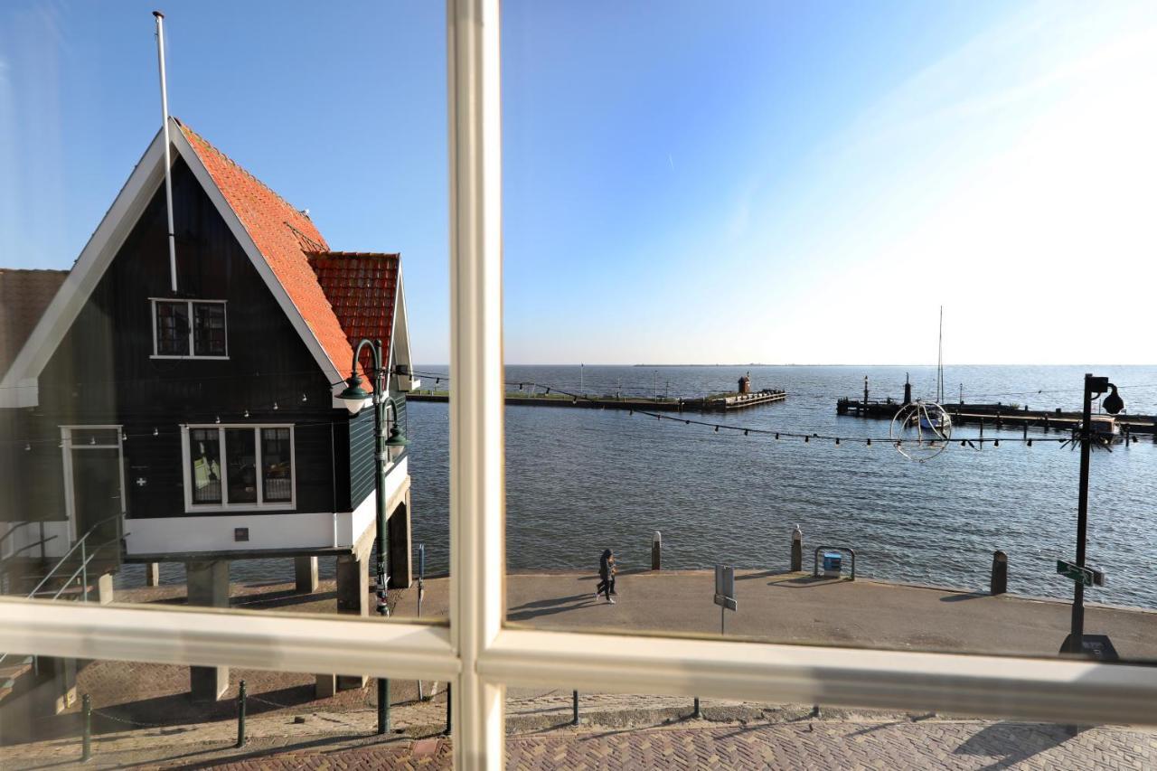 Hotel Cafe Restaurant Van Den Hogen Volendam Exterior photo